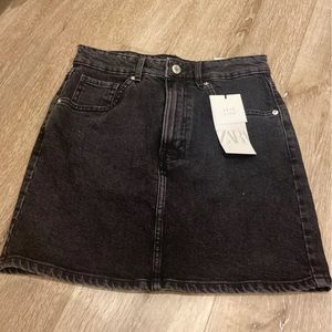 Zara black mini skirt
